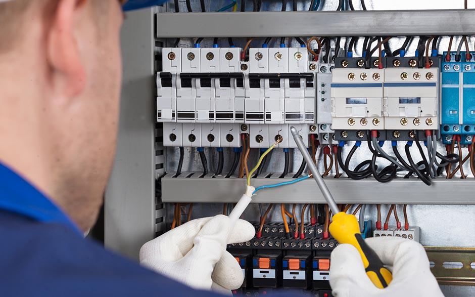 technicien électricien Clichy